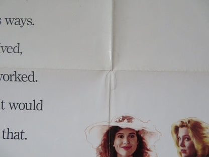 THE ACCIDENTAL TOURIST US ONE SHEET POSTER WILLIAM HURT KATHLEEN TURNER 1988 Movie posters