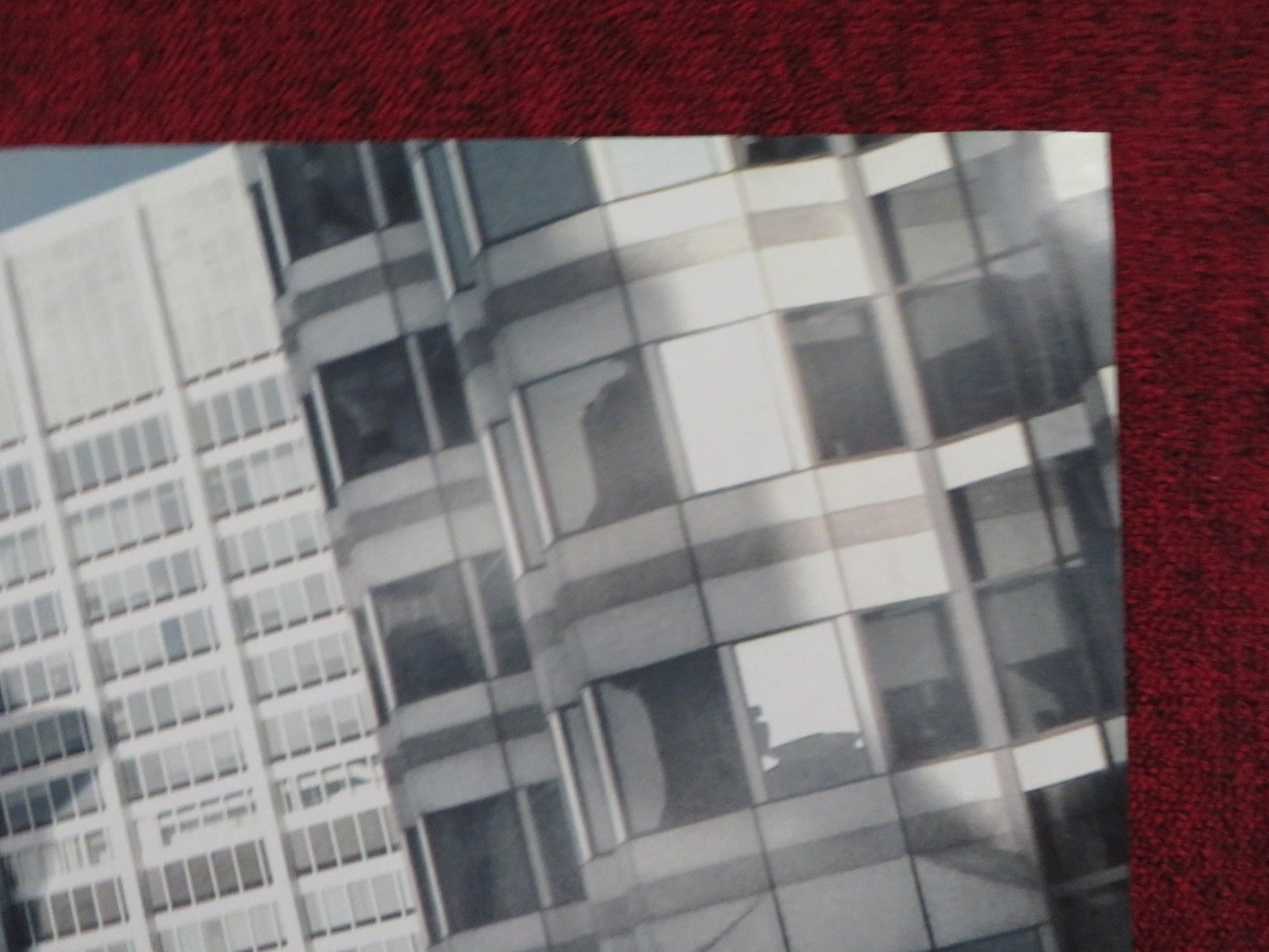 THE ADJUSTMENT BUREAU UK QUAD (30"x 40") ROLLED POSTER MATT DAMON E. BLUNT 2011 Rendezvous Cinema Movie posters