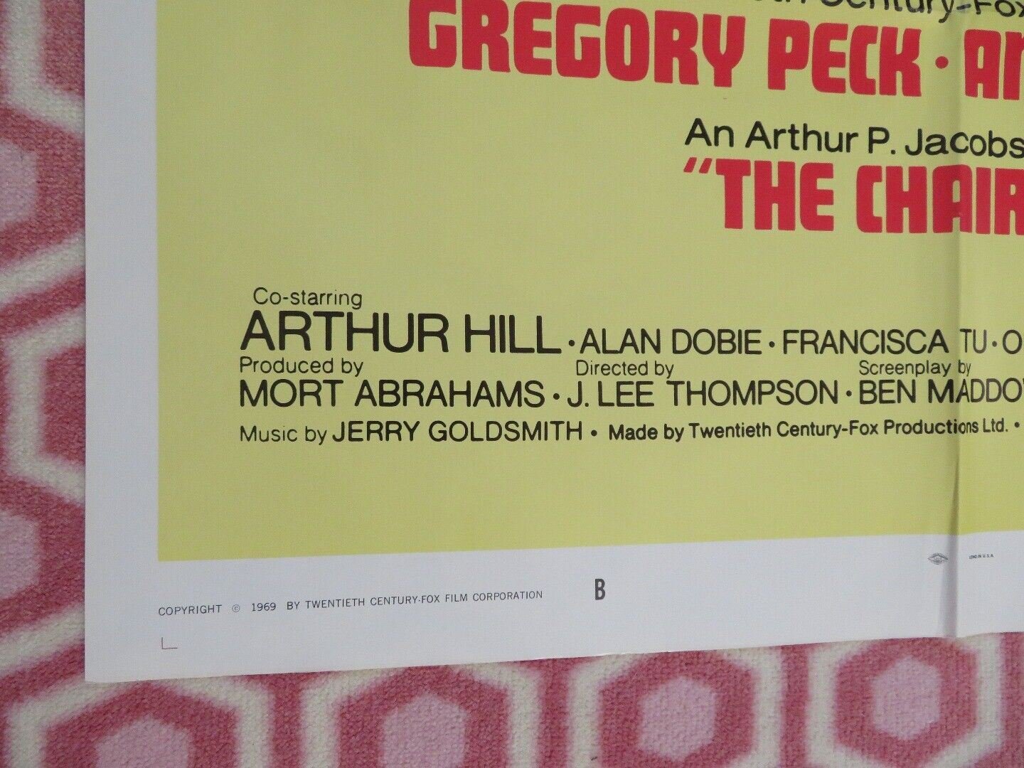 THE CHAIRMAN STYLE B FOLDED US ONE SHEET POSTER GREGORY PECK ANNE HEYWOOD 1969 - Rendezvous Cinema