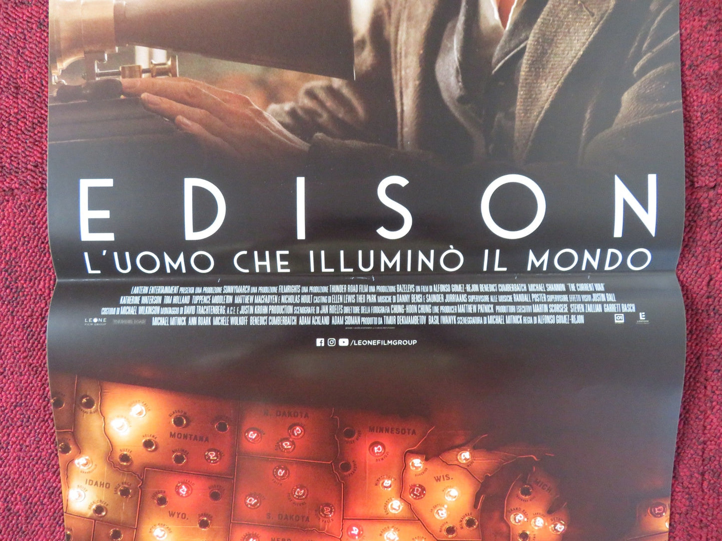 THE CURRENT WAR ITALIAN LOCANDINA POSTER BENEDICT CUMBERBATCH OLIVER POWELL 2017 Rendezvous Cinema Movie posters