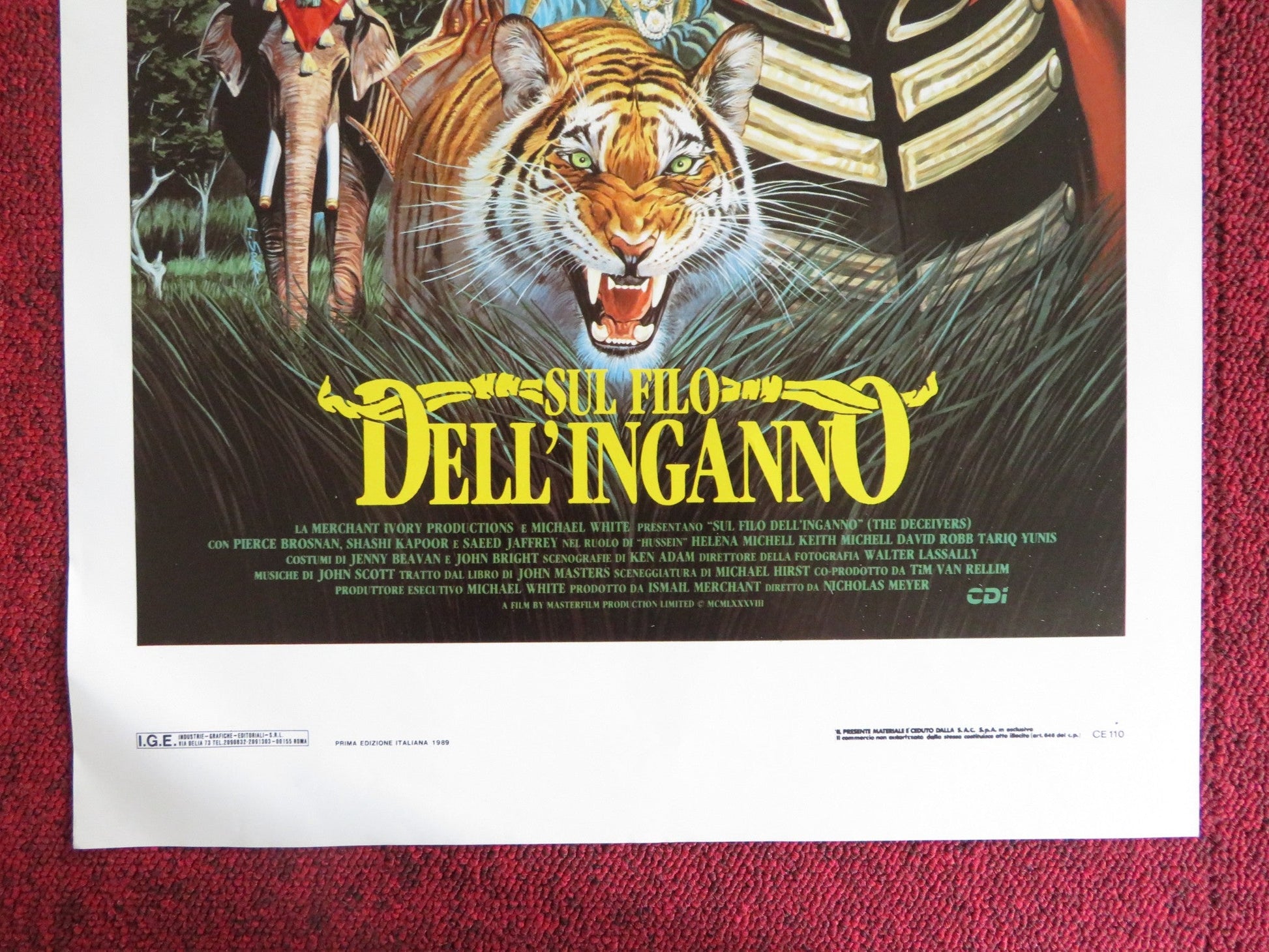 THE DECEIVERS ITALIAN LOCANDINA POSTER PIERCE BROSNAN SHASHI KAPOOR 1988 Rendezvous Cinema Movie posters