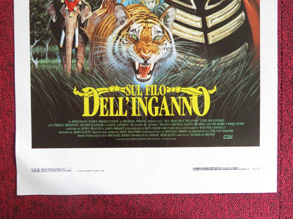 THE DECEIVERS ITALIAN LOCANDINA POSTER PIERCE BROSNAN SHASHI KAPOOR 1988 Rendezvous Cinema Movie posters