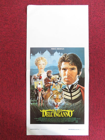 THE DECEIVERS ITALIAN LOCANDINA POSTER PIERCE BROSNAN SHASHI KAPOOR 1988 Rendezvous Cinema Movie posters