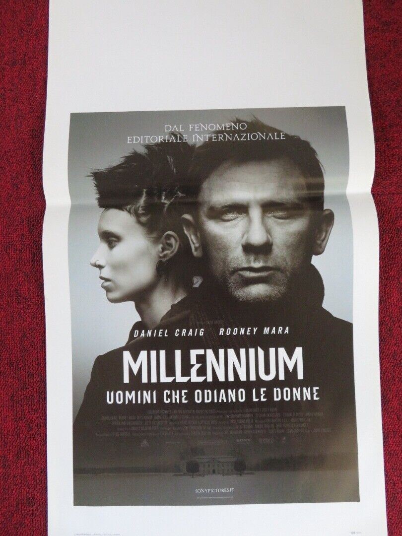 THE GIRL WITH THE DRAGON TATTOO ITALIAN LOCANDINA (27.5"x13") POSTER 2011 Movie posters