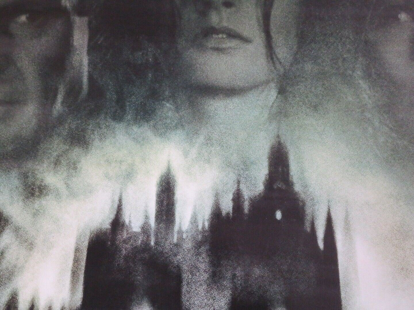 THE HAUNTING ONE SHEET ROLLED POSTER LIAM NEESON OWEN WILSON 1999 - Rendezvous Cinema