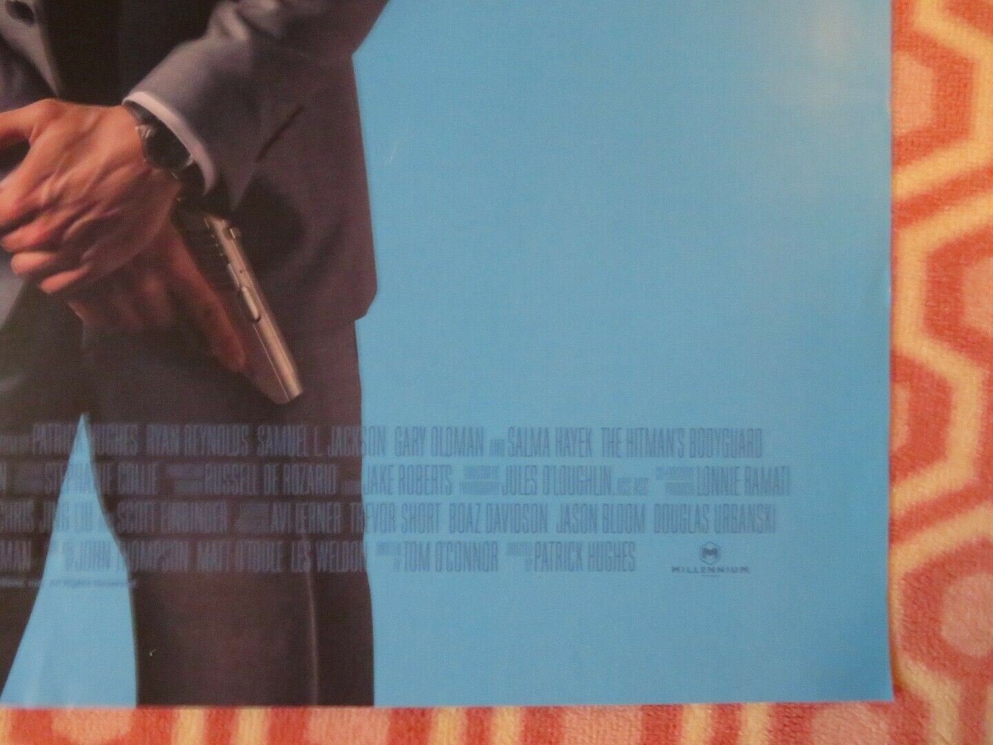 THE HITMAN'S BODYGUARD UK ONE SHEET (27"x 41") ROLLED POSTER RYAN REYNOLDS 2017 Rendezvous Cinema Movie posters