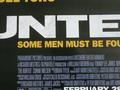 THE HUNTED US ONE SHEET ROLLED POSTER TOMMY LEE JONES BENICIO DEL TORO 2003 Movie posters