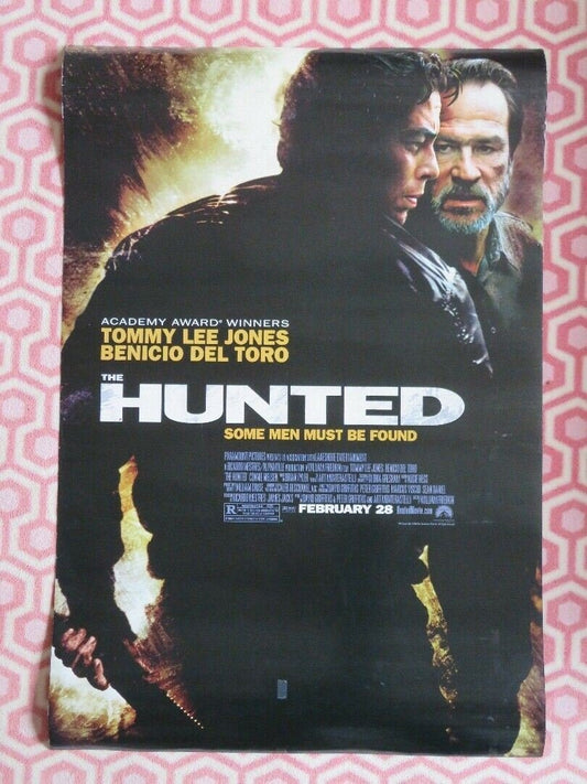 THE HUNTED US ONE SHEET ROLLED POSTER TOMMY LEE JONES BENICIO DEL TORO 2003 Movie posters
