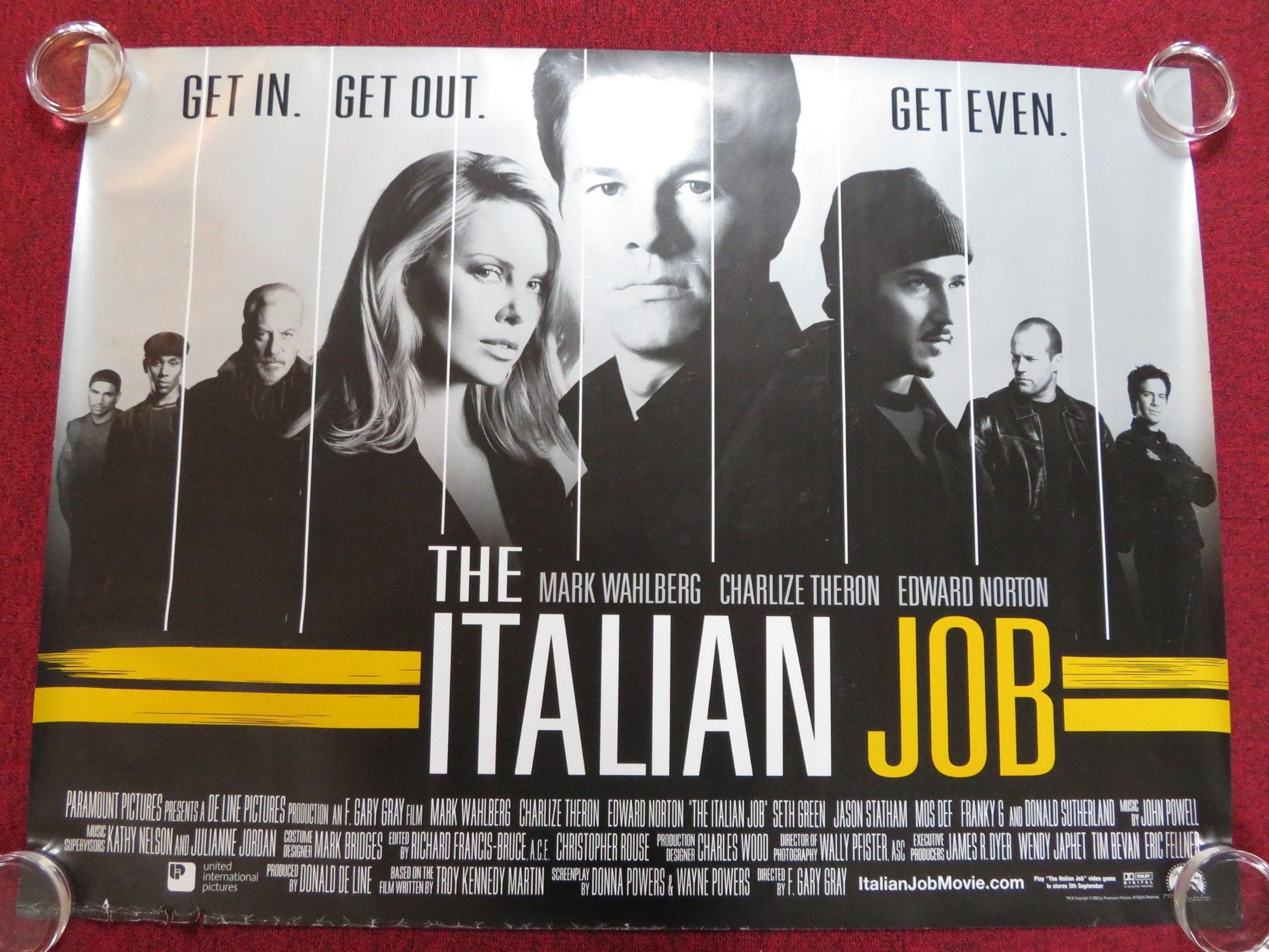 THE ITALIAN JOB UK QUAD (30"x 40") ROLLED POSTER MARK WAHLBERG C. THERON 2003 Rendezvous Cinema Movie posters