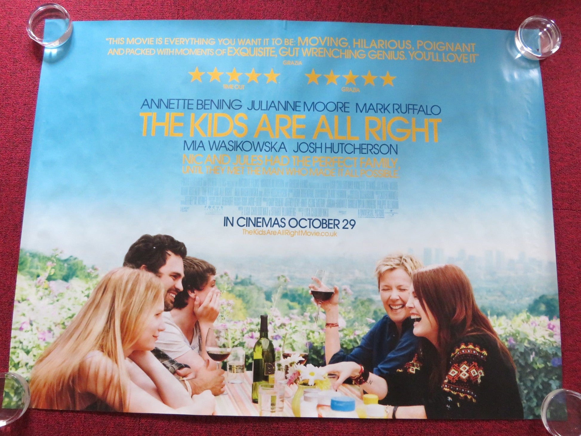 THE KIDS ARE ALL RIGHT UK QUAD ROLLED POSTER JULIANNE MOORE ANNETTE BENING 2010 Rendezvous Cinema Movie posters