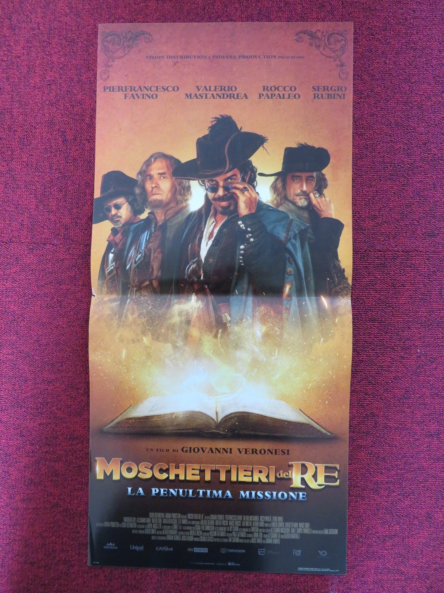 THE KING'S MUSKETEERS ITALIAN LOCANDINA POSTER PIERFRANCESCO FAVINO 2018 Rendezvous Cinema Movie posters