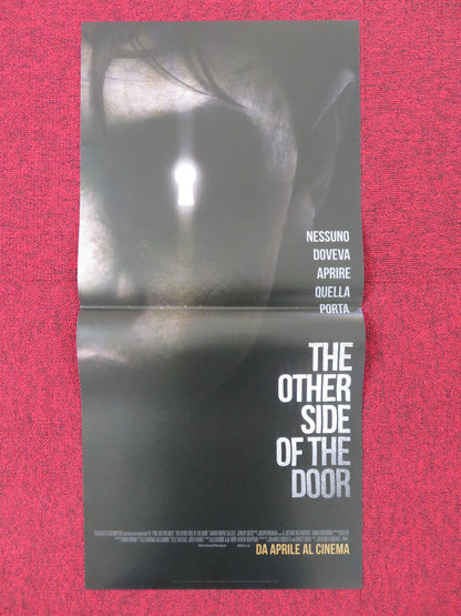 THE OTHER SIDE OF THE DOOR ITALIAN LOCANDINA POSTER SARAH WAYNE CALLIES 2016 Rendezvous Cinema Movie posters