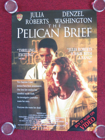 THE PELICAN BRIEF VHS VIDEO POSTER ROLLED JULIA ROBERTS DENZEL WASHINGTON 1993 Rendezvous Cinema Movie posters