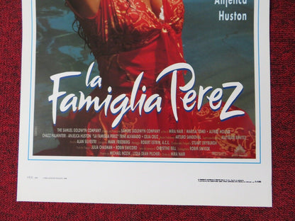 THE PEREZ FAMILY ITALIAN LOCANDINA (27.5"x13") POSTER MARISA TOMEI 1995 Movie posters