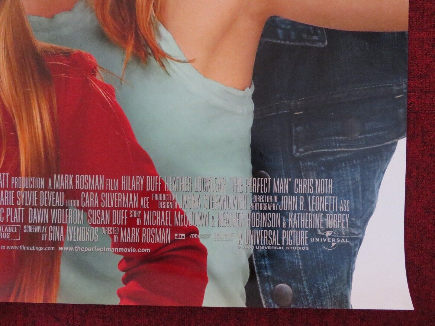 THE PERFECT MAN US ONE SHEET ROLLED POSTER HILARY DUFF HEATHER LOCKLEAR 2005 Movie posters