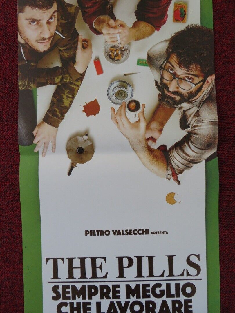 THE PILLS SEMPRE MEGLIO CHE LAVORARE ITALIAN LOCANDINA (26.5"x12.5") POSTER '16 Rendezvous Cinema Movie posters