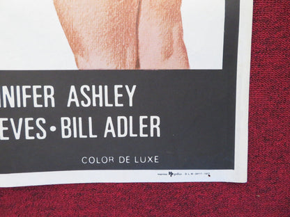 THE POM POM GIRLS SPANISH POSTER ROBERT CARRADINE JENNIFER ASHLEY 1976 Rendezvous Cinema Movie posters