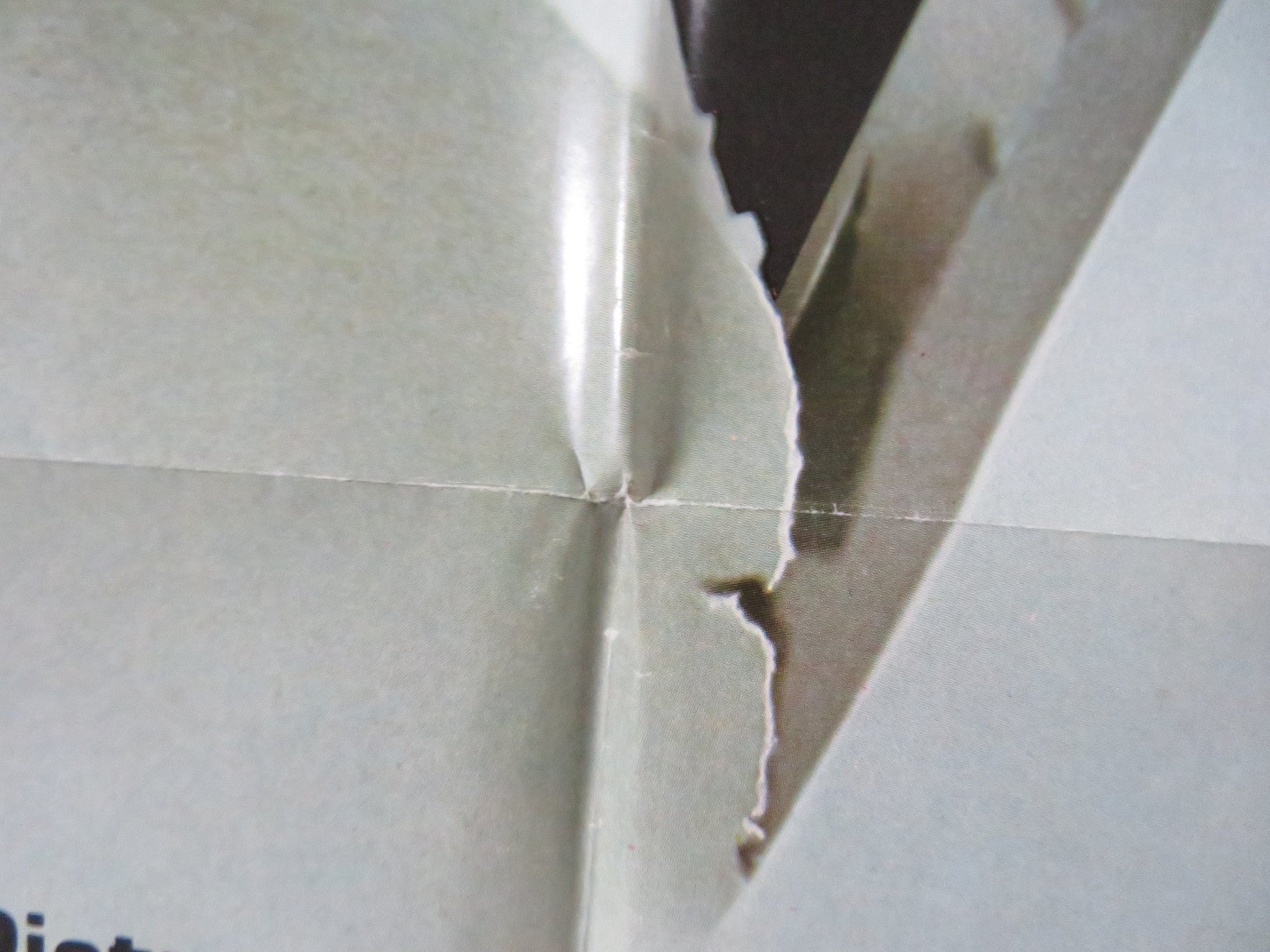 THE POSSESSION OF JOEL DELANEY FOLDED US ONE SHEET POSTER SHIRLEY MACLAINE 1972 Rendezvous Cinema Movie posters