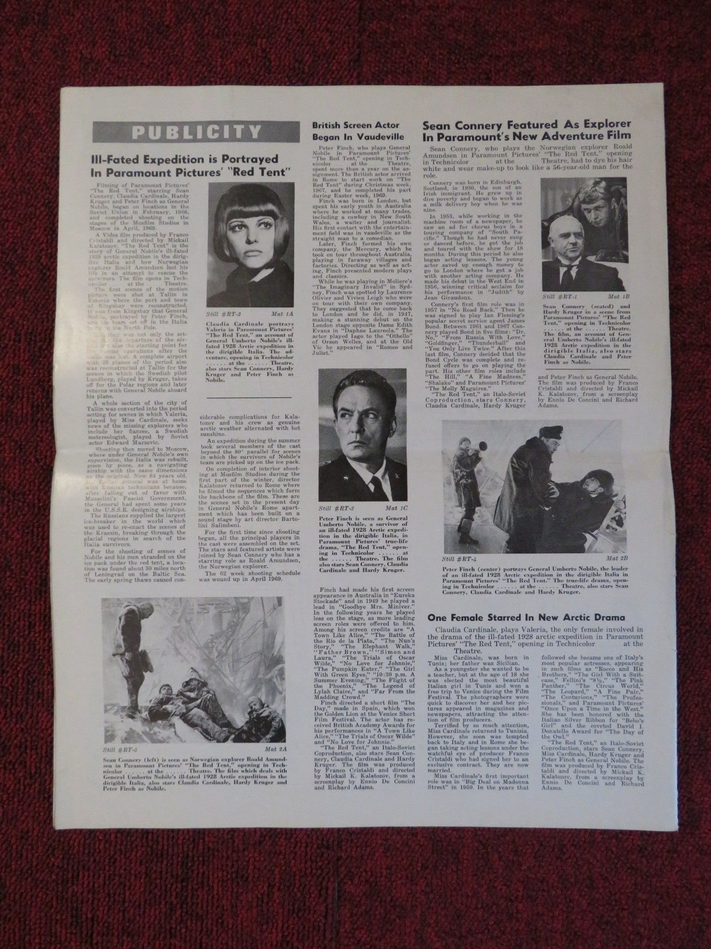 THE RED TENT UNCUT PARAMOUNT FOLDED PRESS BOOK SEAN CONNERY PETER FINCH 1969 Rendezvous Cinema Movie posters