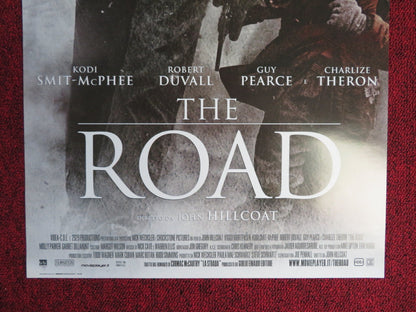 THE ROAD ITALIAN LOCANDINA POSTER VIGGO MORTENSEN KODI SMIT - MCPHEE 2009 Rendezvous Cinema Movie posters