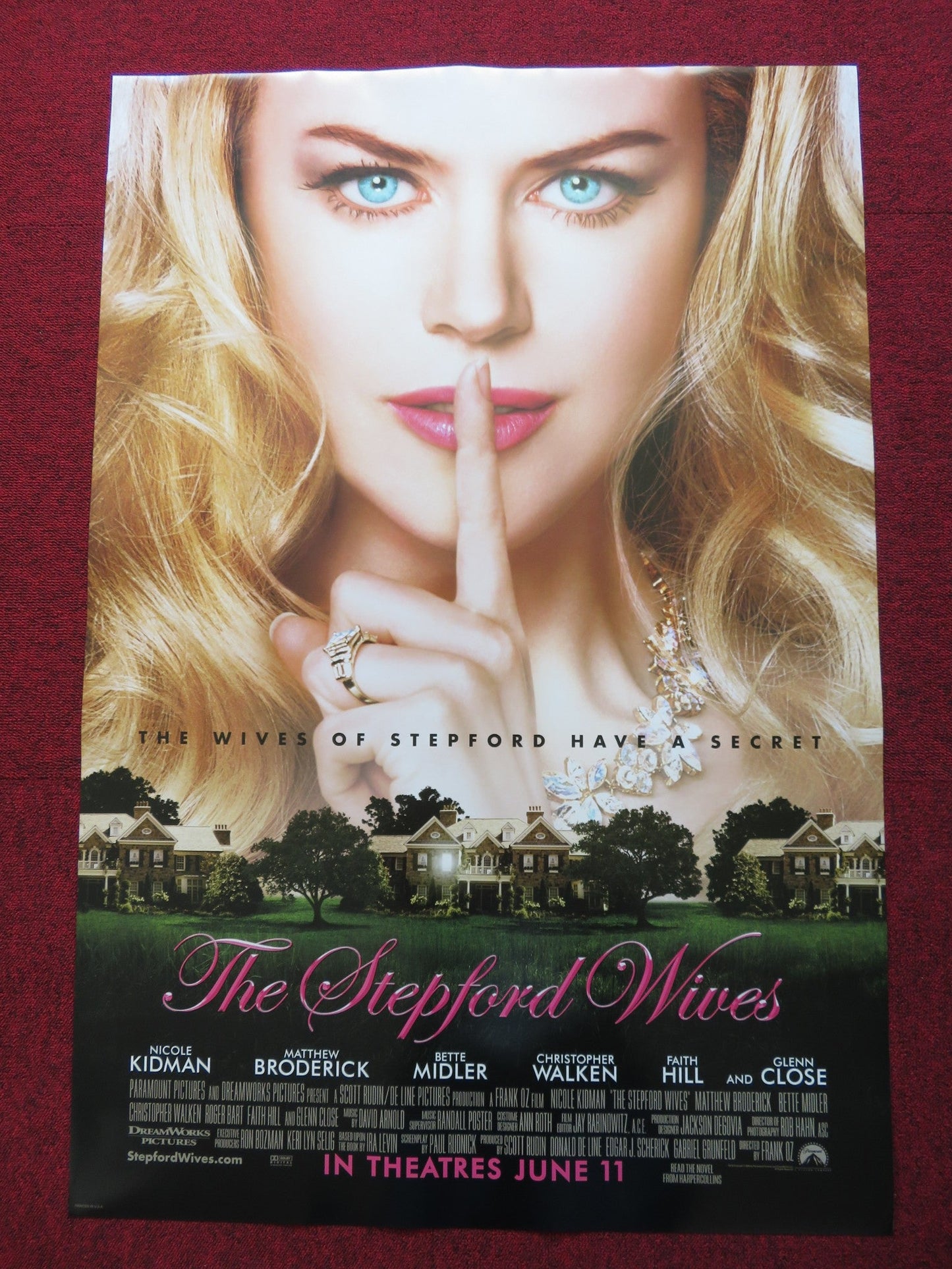 THE STEPFORD WIVES US ONE SHEET ROLLED POSTER NICOLE KIDMAN M.BRODERICK 2004 Rendezvous Cinema Movie posters