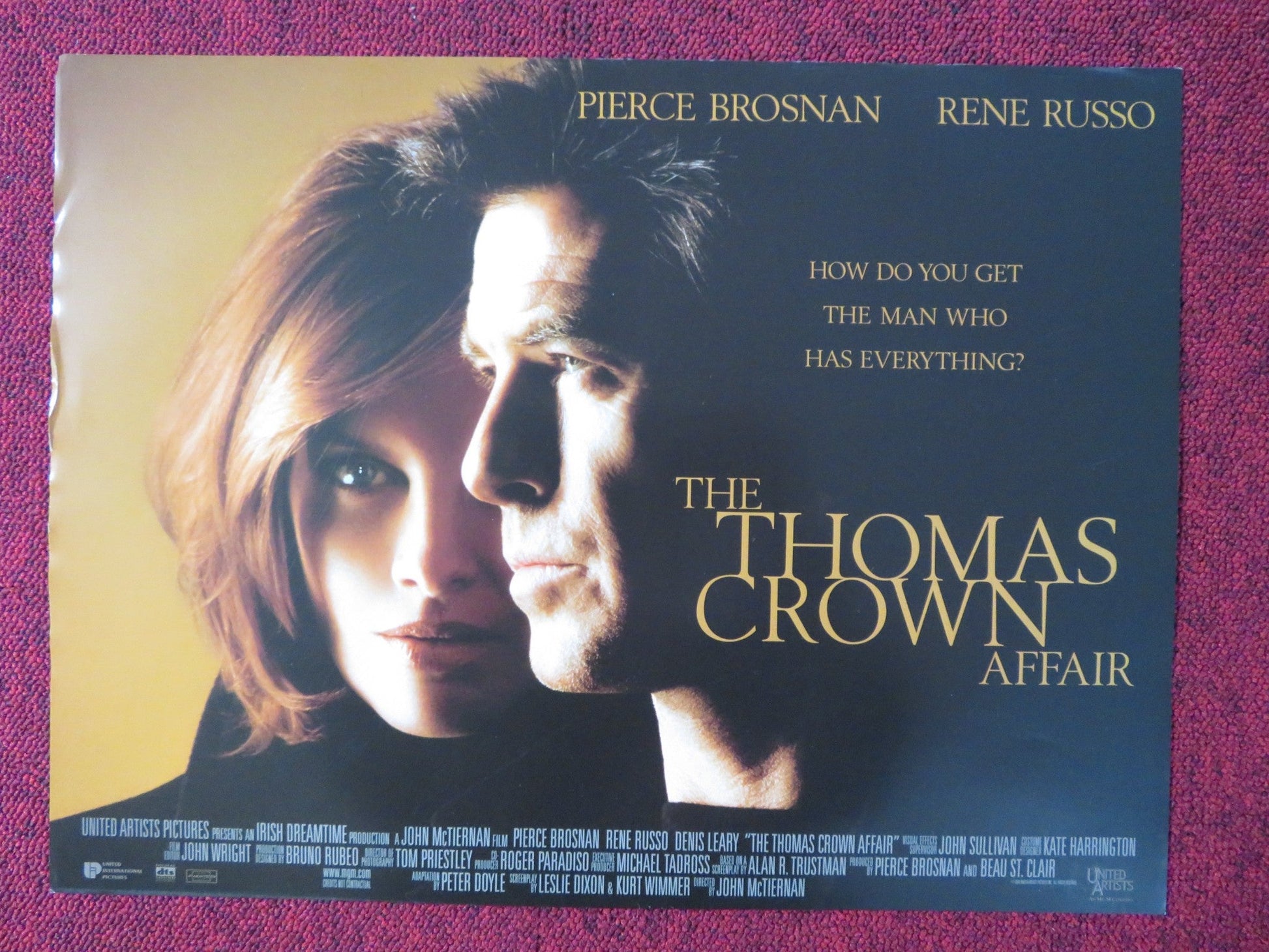 THE THOMAS CROWN AFFAIR - A UK MINI QUAD POSTER PIERCE BROSNAN RUSSO 1999 Rendezvous Cinema Movie posters