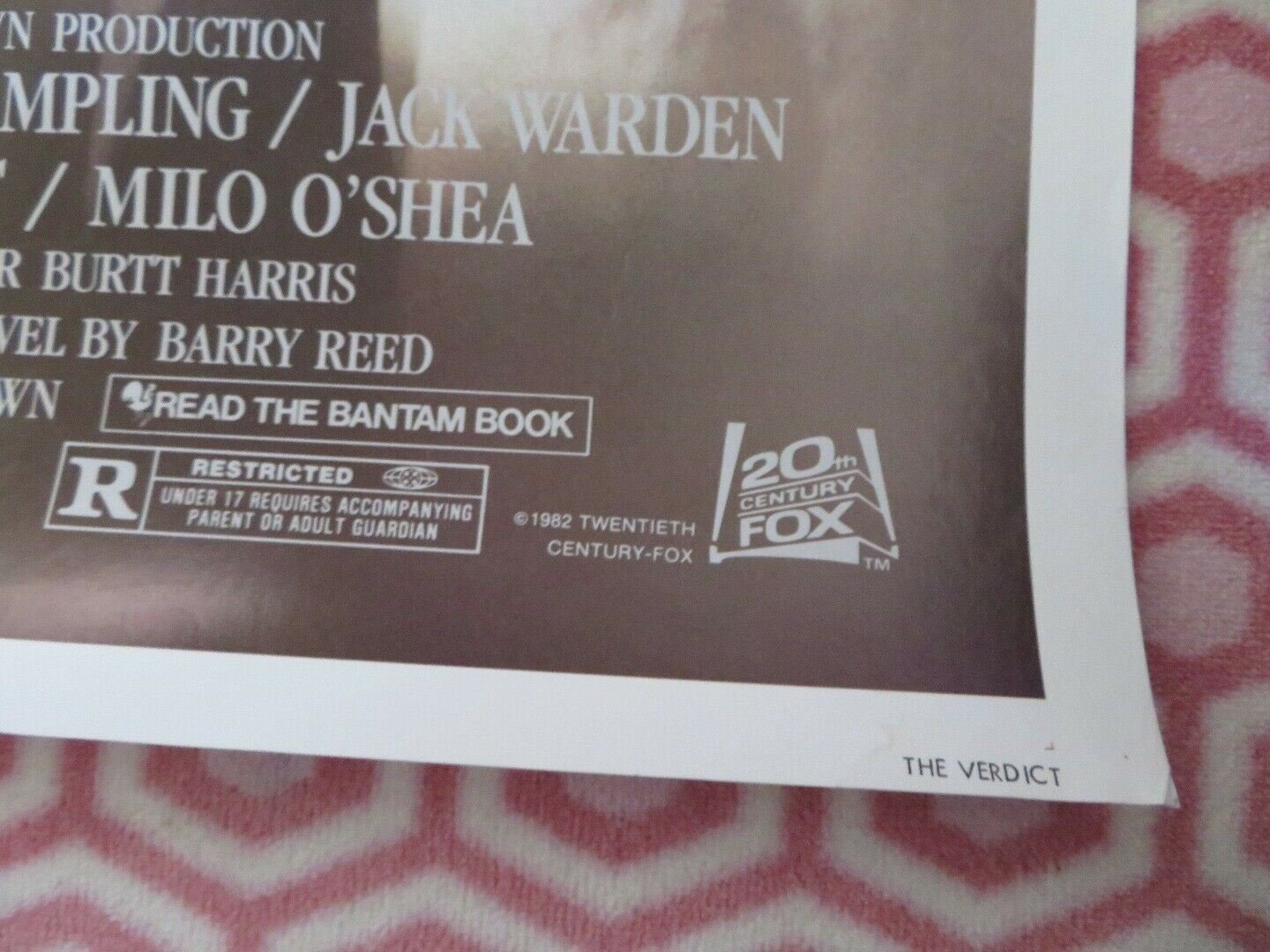 THE VERDICT US ROLLED POSTER ON CARD PAUL NEWMAN 1982 Movie posters