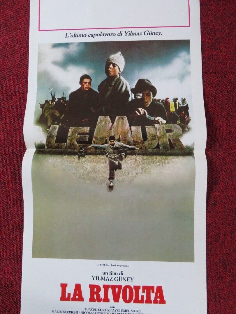 THE WALL ITALIAN LOCANDINA (27.5"x13") POSTER TUNCEL KURTIZ AYSE ELEL MESCI '84 Movie posters