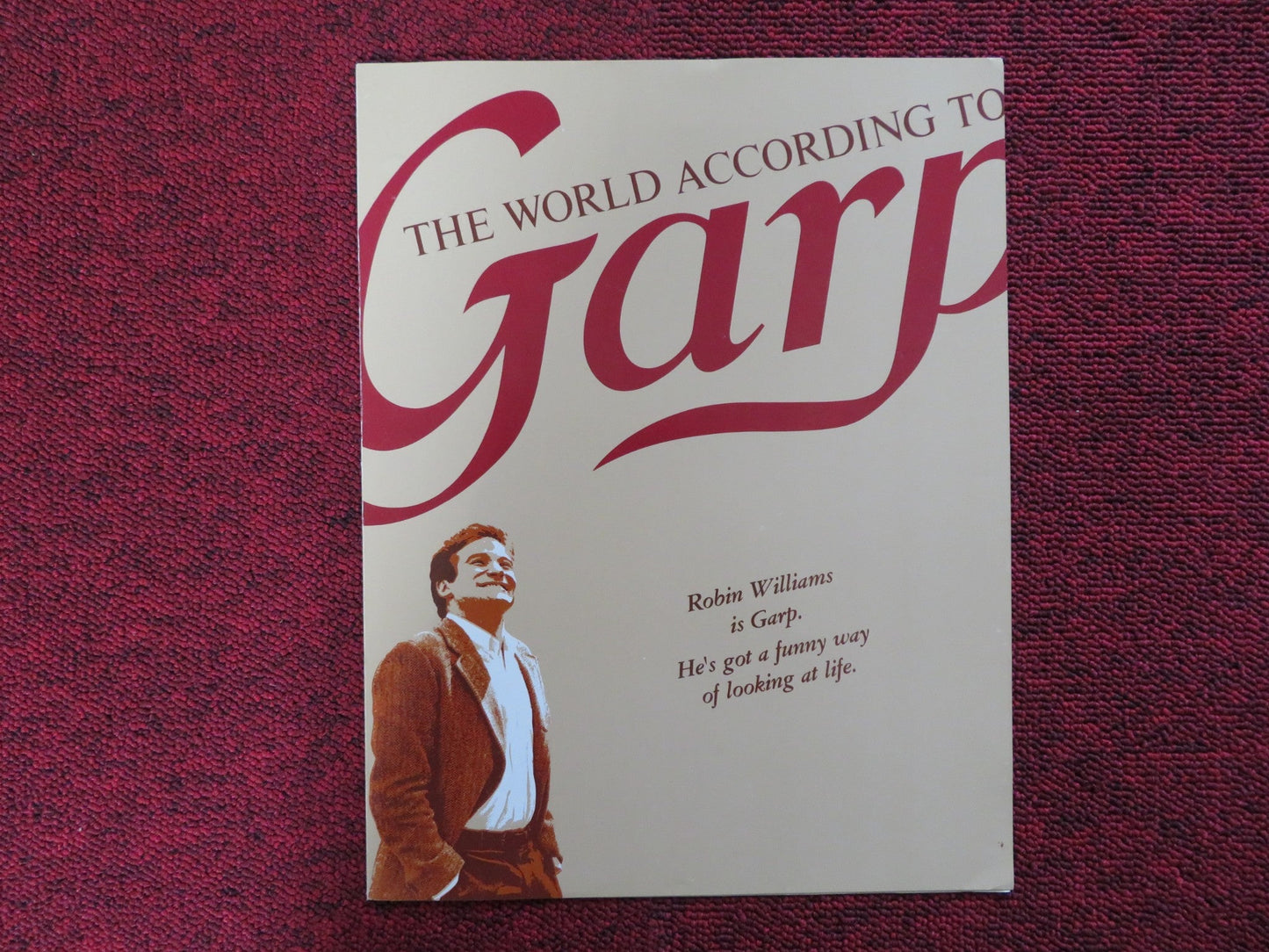 THE WORLD ACCORDING TO GARP US SCREENING PROGRAM ROBIN WILLIAMS GLENN CLOSE 1982 Rendezvous Cinema Movie posters