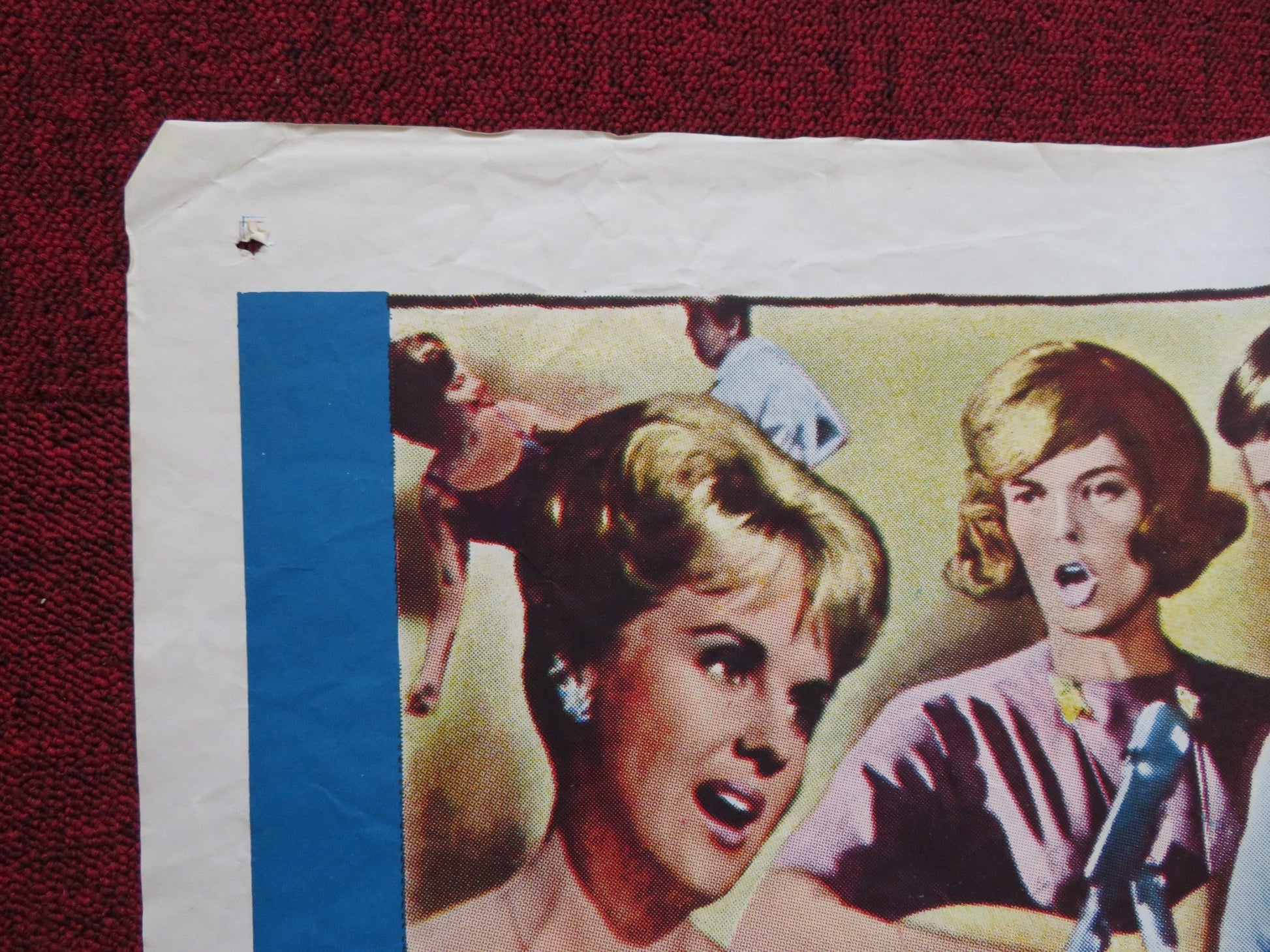THE YOUNG SWINGERS FOLDED US ONE SHEET POSTER MOLLY BEE ROD LAUREN 1963 Rendezvous Cinema Movie posters