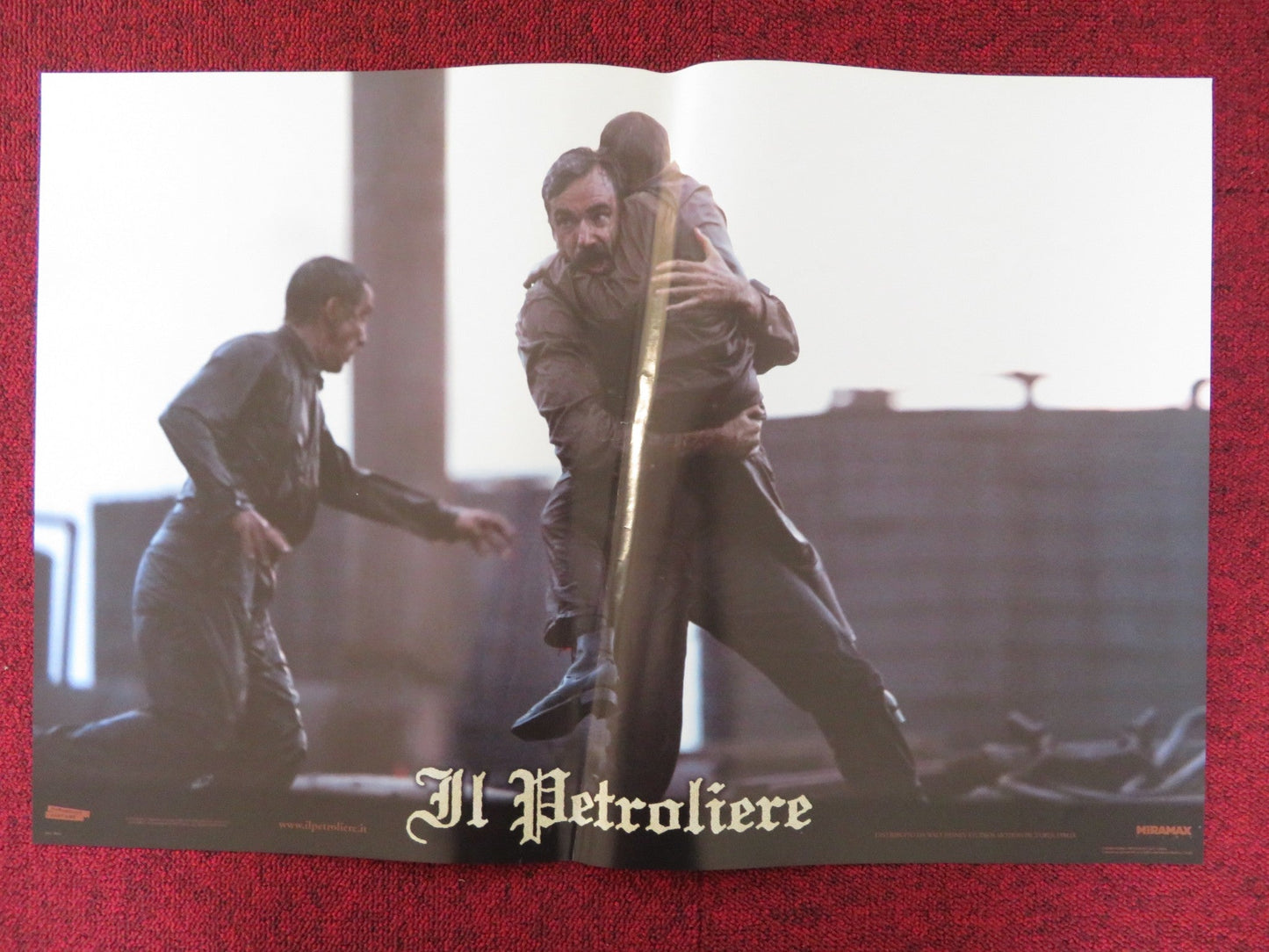 THERE WILL BE BLOOD - A ITALIAN FOTOBUSTA POSTER DANIEL DAY - LEWIS P DANO 2007 Rendezvous Cinema Movie posters