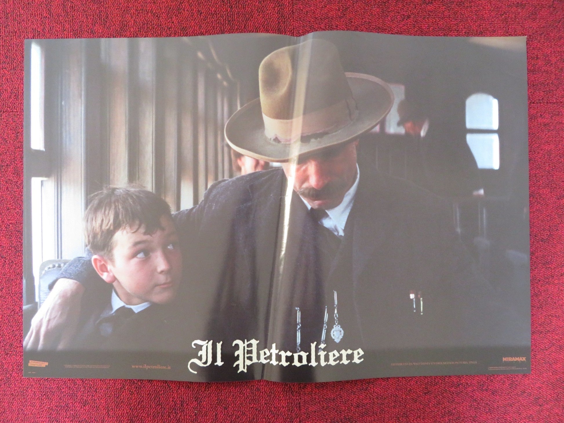 THERE WILL BE BLOOD - C ITALIAN FOTOBUSTA POSTER DANIEL DAY - LEWIS P DANO 2007 Rendezvous Cinema Movie posters