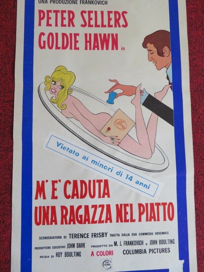 THERE'S A GIRL IN MY SOUP ITALIAN LOCANDINA (27.5"x13") POSTER P. SELLERS 1971 Movie posters