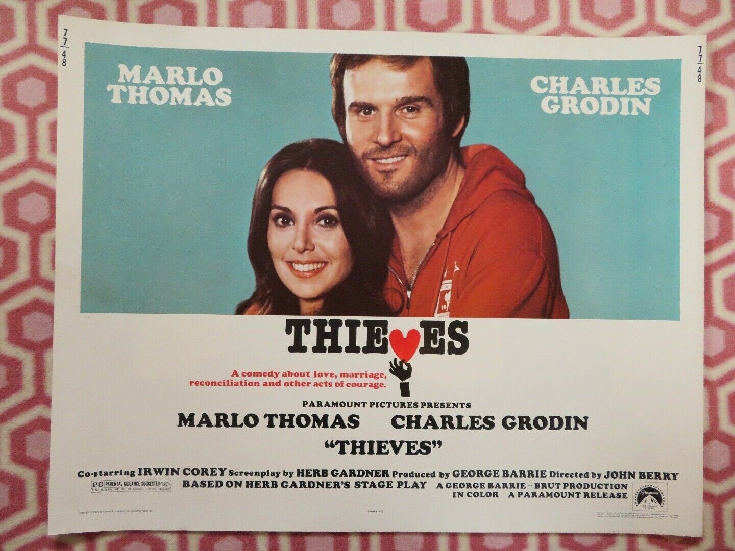 THIEVES US HALF SHEET (22"x 28") POSTER MARLO THOMAS CHARLES GRODIN 1977 Movie posters