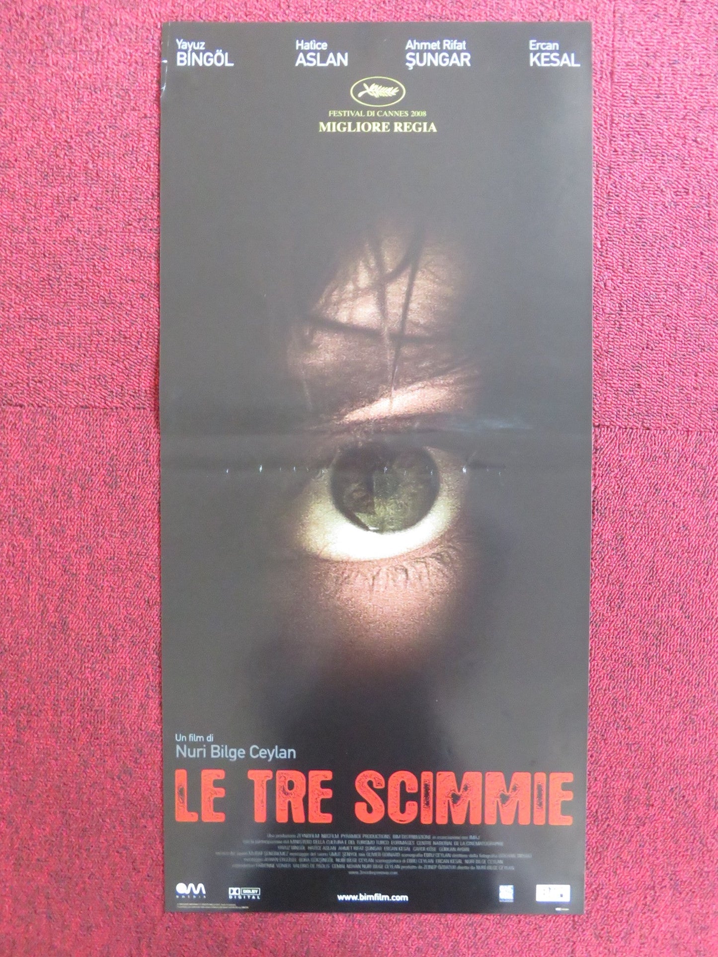 THREE MONKEYS ITALIAN LOCANDINA POSTER YAYUZ BINGOL HATICE ASLAN 2008 Rendezvous Cinema Movie posters