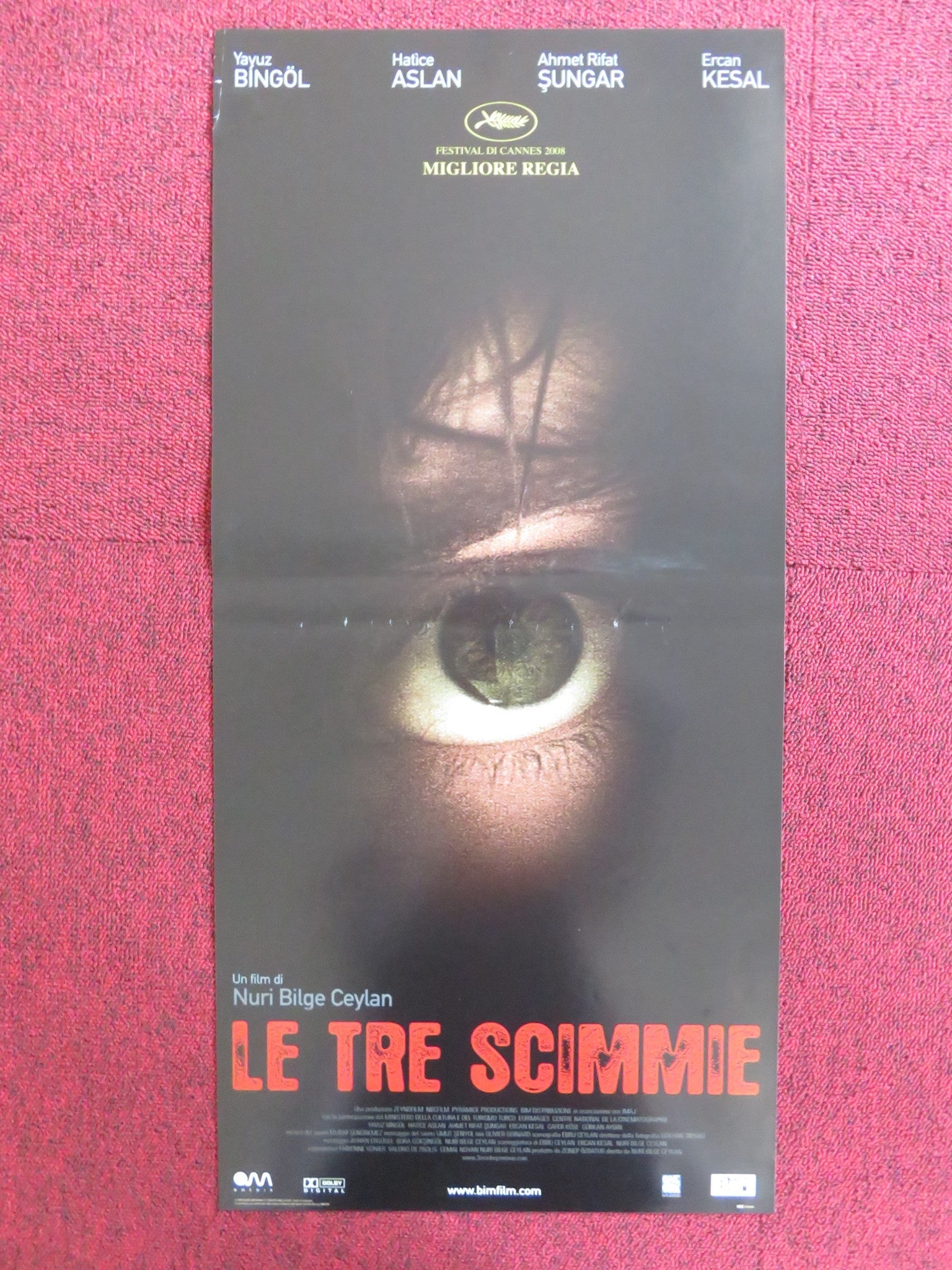 THREE MONKEYS ITALIAN LOCANDINA POSTER YAYUZ BINGOL HATICE ASLAN 2008 Rendezvous Cinema Movie posters