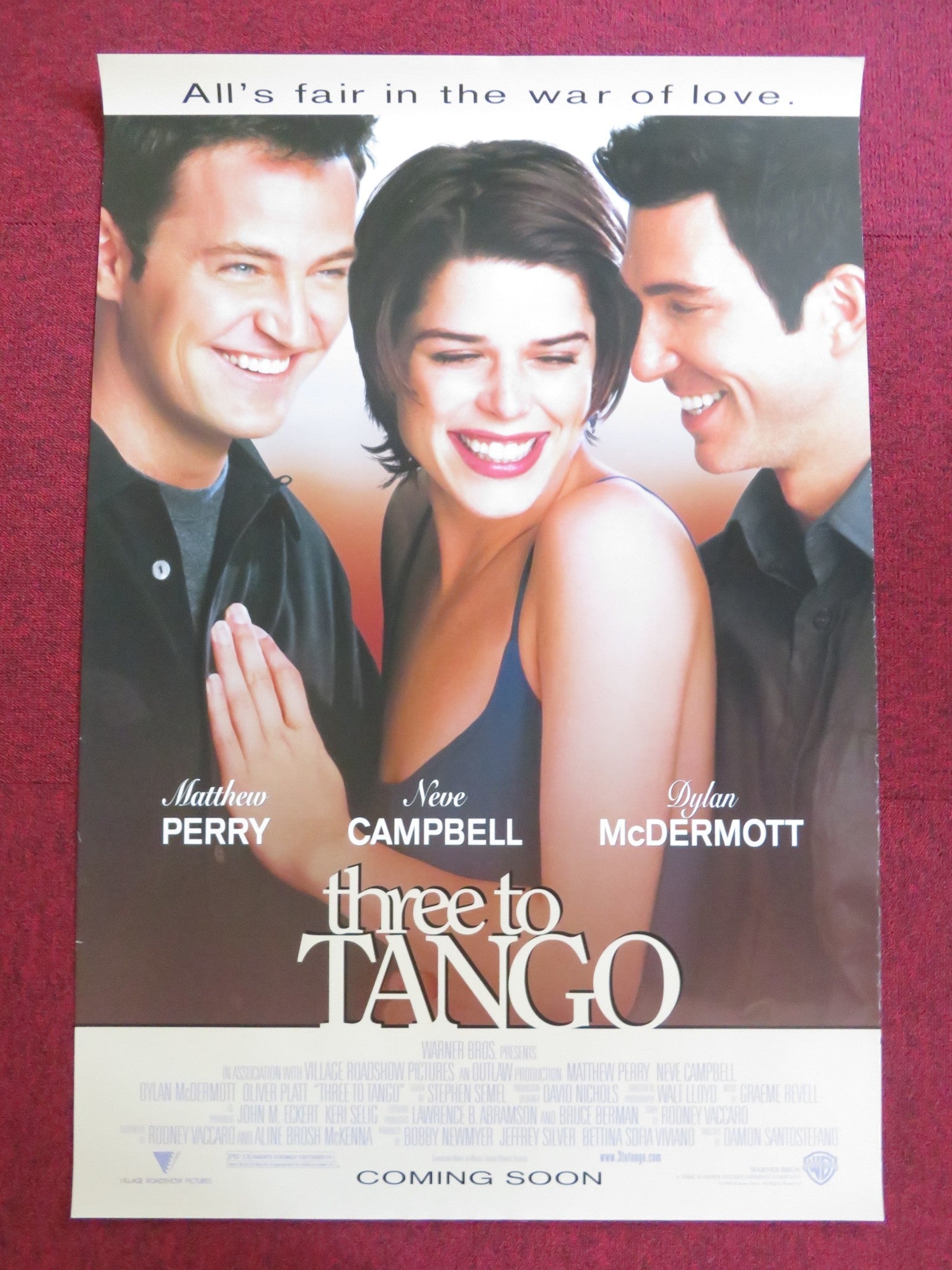 THREE TO TANGO US ONE SHEET ROLLED POSTER MATTHEW PERRY NEVE CAMPBELL 1999 Rendezvous Cinema Movie posters