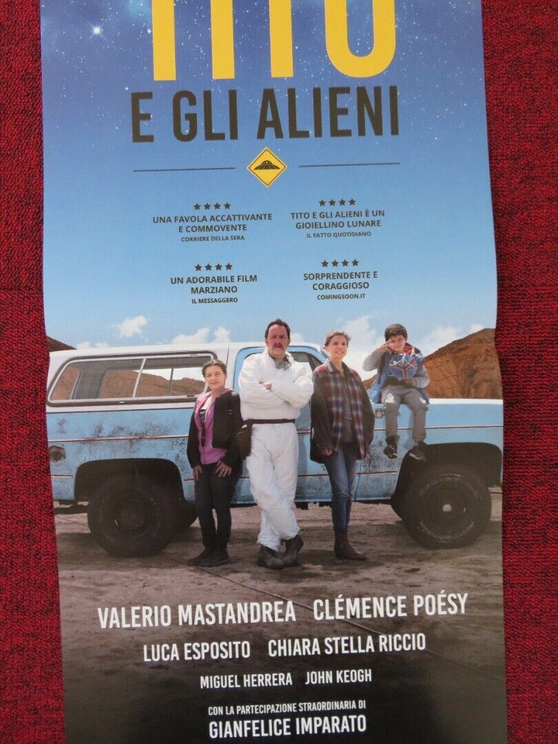 TITO E GLI ALIENI ITALIAN LOCANDINA (26.5"x12.5") POSTER VALERIO MASTANDREA 2017 Rendezvous Cinema Movie posters