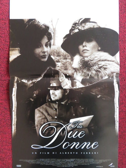 TRA DUE DONNE ITALIAN LOCANDINA POSTER GIANMARCO PIACENTINI A. CASELLA 2001 Rendezvous Cinema Movie posters