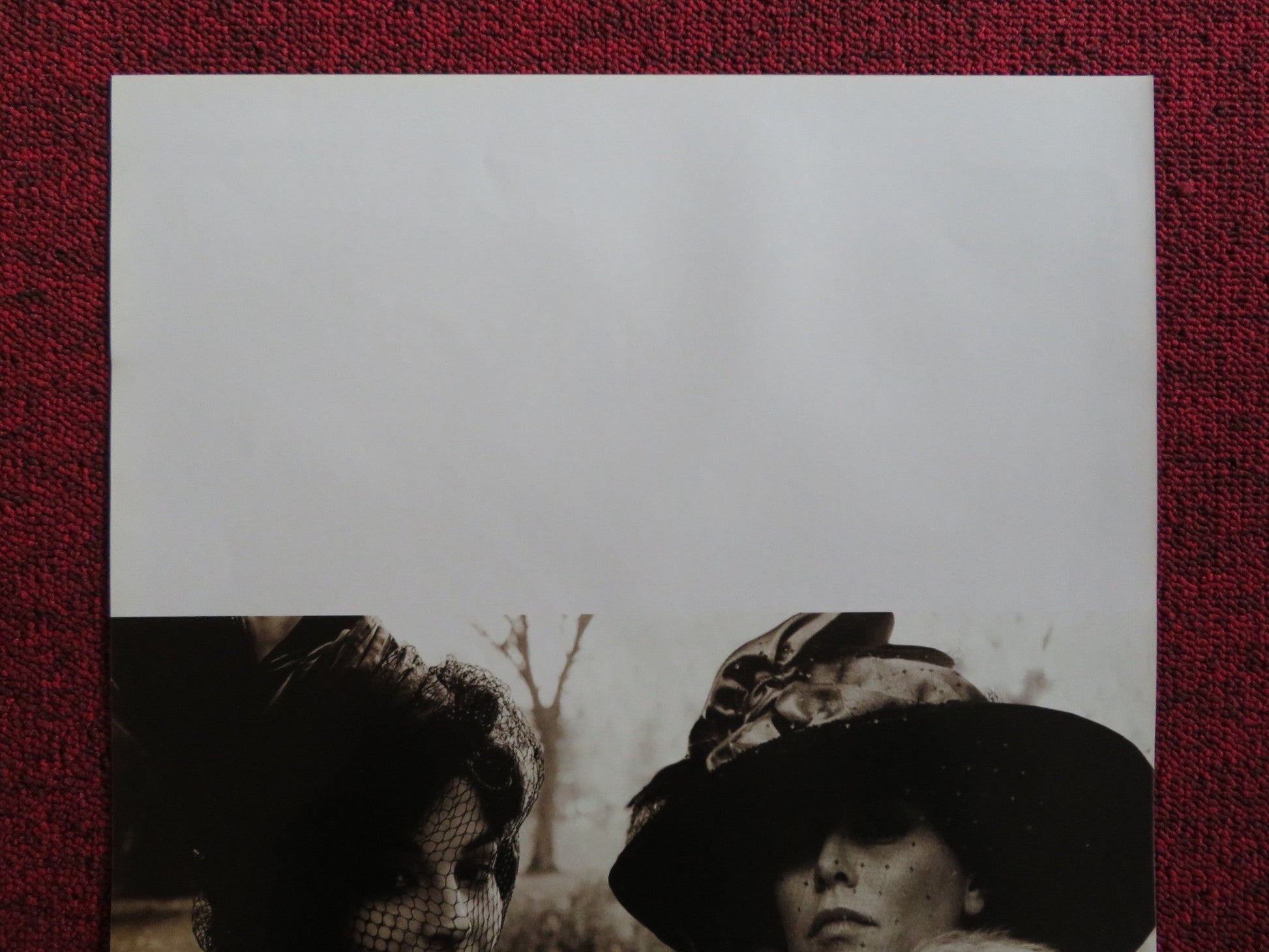 TRA DUE DONNE ITALIAN LOCANDINA POSTER GIANMARCO PIACENTINI A. CASELLA 2001 Rendezvous Cinema Movie posters