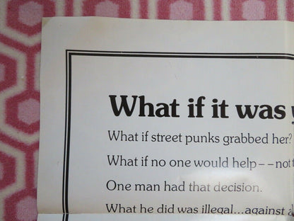 TRACKDOWN US ONE SHEET POSTER STYLE B JIM MITCHUM KAREN LAMM 1976 Rendezvous Cinema Movie posters