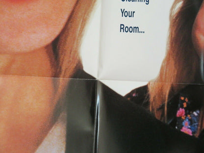 TRADING MOM 1994 US ONE SHEET POSTER SISSY SPACEK BODY SWAP ANDRE GIANT Movie posters