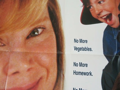 TRADING MOM 1994 US ONE SHEET POSTER SISSY SPACEK BODY SWAP ANDRE GIANT Movie posters