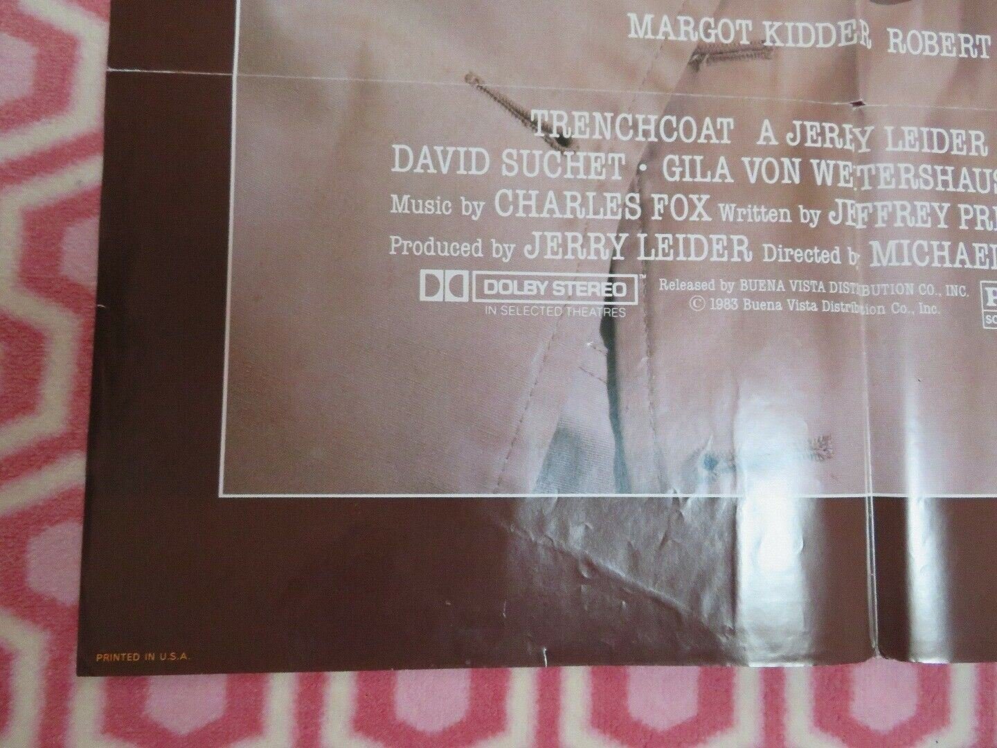 TRENCHCOAT US ONE SHEET POSTER MARGOT KIDDER ROBERT HAYS 1983 Movie posters