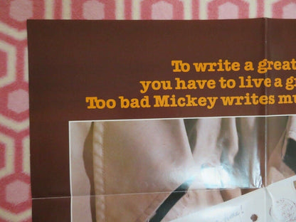 TRENCHCOAT US ONE SHEET POSTER MARGOT KIDDER ROBERT HAYS 1983 Movie posters