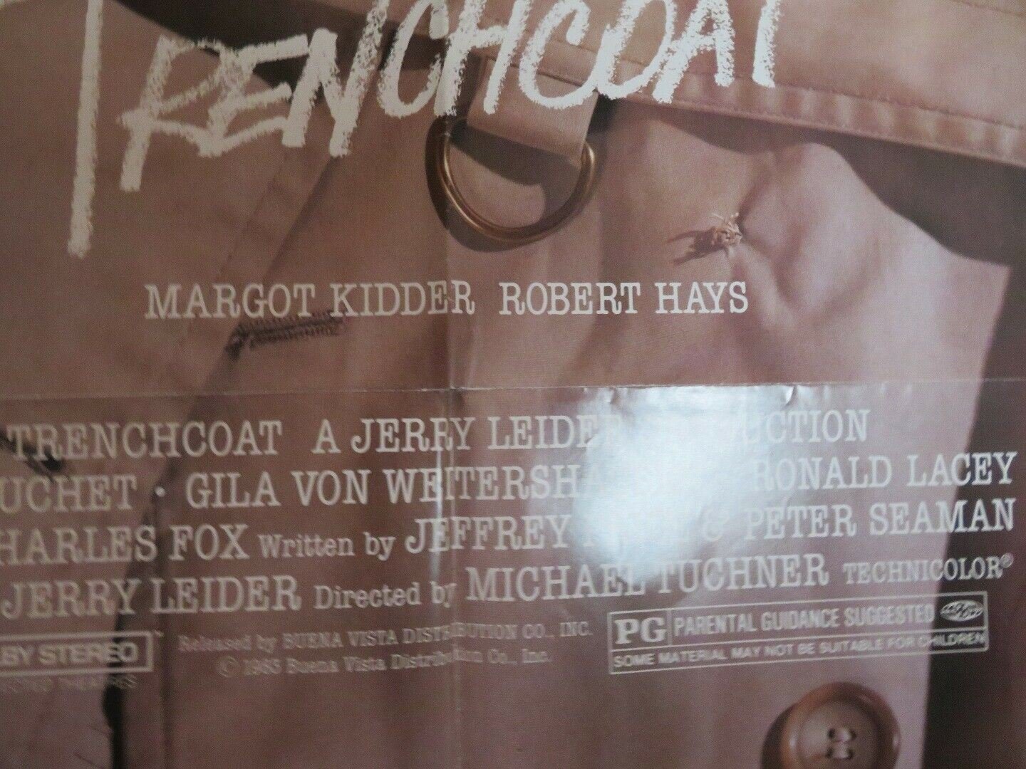 TRENCHCOAT US ONE SHEET POSTER MARGOT KIDDER ROBERT HAYS 1983 Movie posters