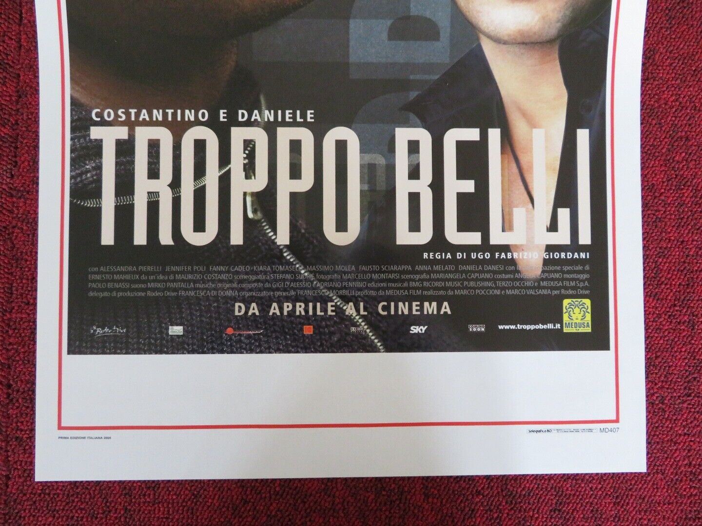 TROPPO BELLI ITALIAN LOCANDINA (27.5"x13") POSTER CONSTANTINO VITAGLIANO 2005 - Rendezvous Cinema