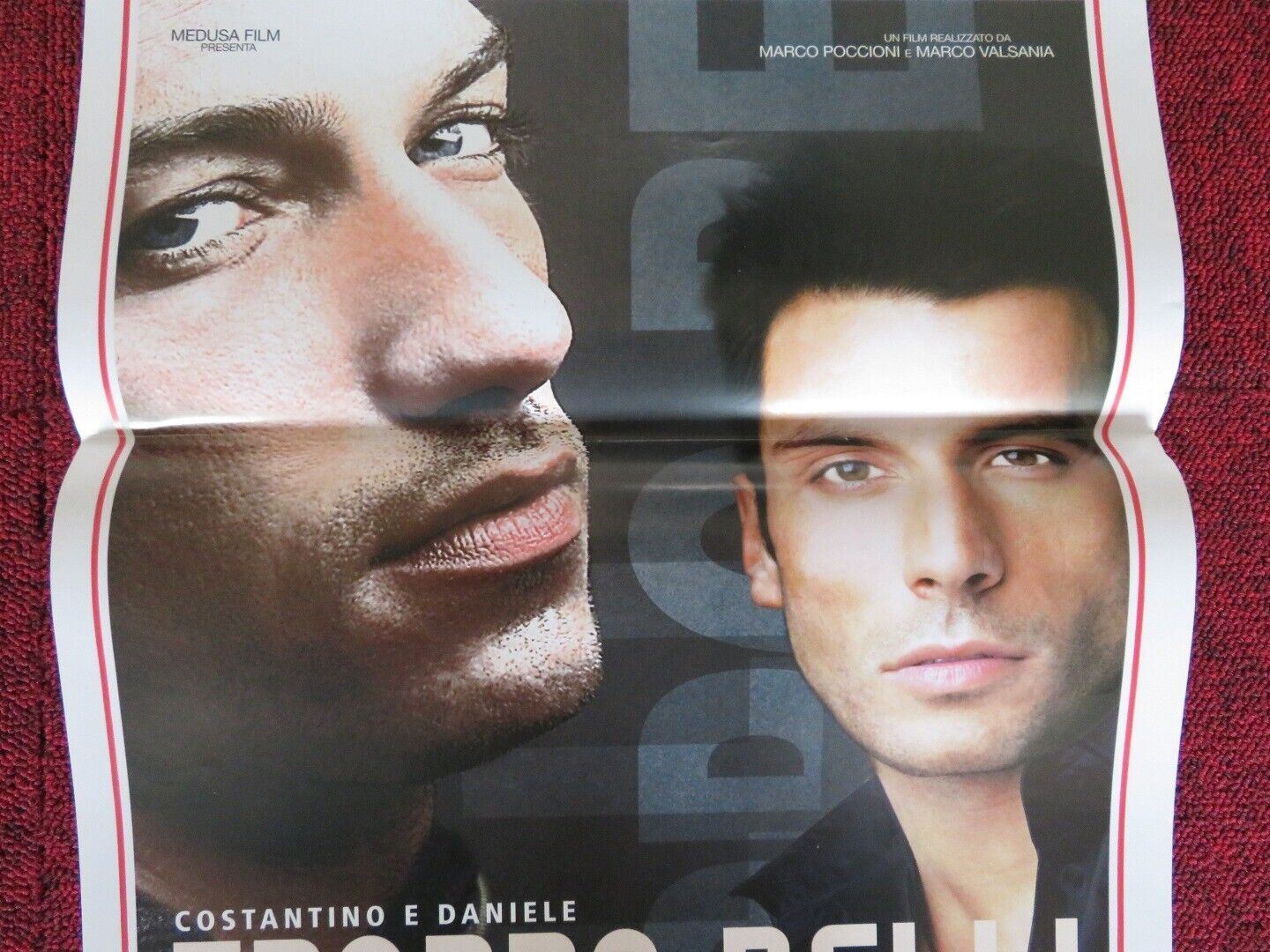 TROPPO BELLI ITALIAN LOCANDINA (27.5"x13") POSTER CONSTANTINO VITAGLIANO 2005 - Rendezvous Cinema