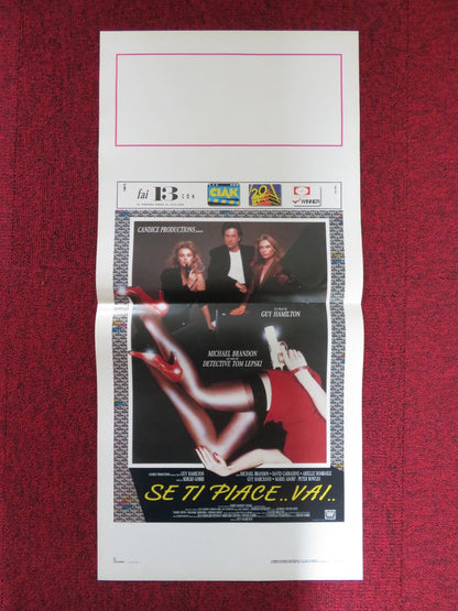 TRY THIS ONE ON FOR SIZE ITALIAN LOCANDINA POSTER M. BRANDON D. CARRADINE 1989 Rendezvous Cinema Movie posters