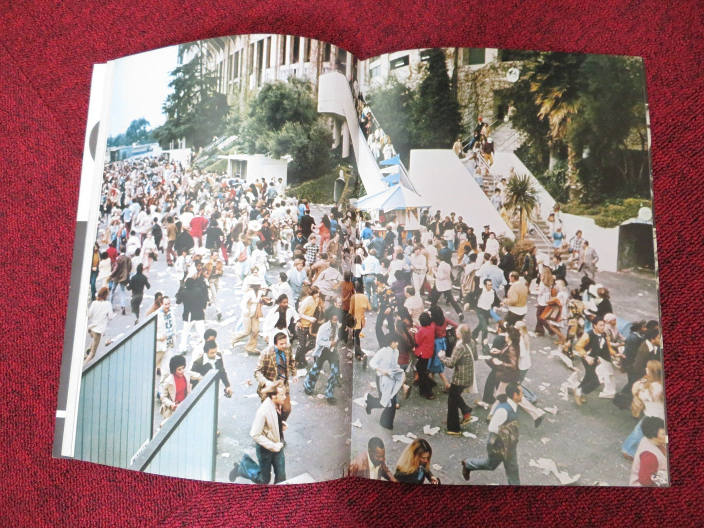 TWO MINUTE WARNING JAPANESE BROCHURE / PRESS BOOK CHARLTON HESTON 1976 Rendezvous Cinema Movie posters